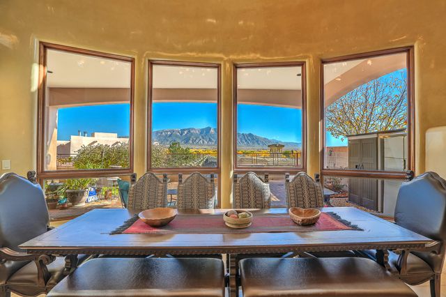 1015 C De Baca Lane, Bernalillo, NM 87004