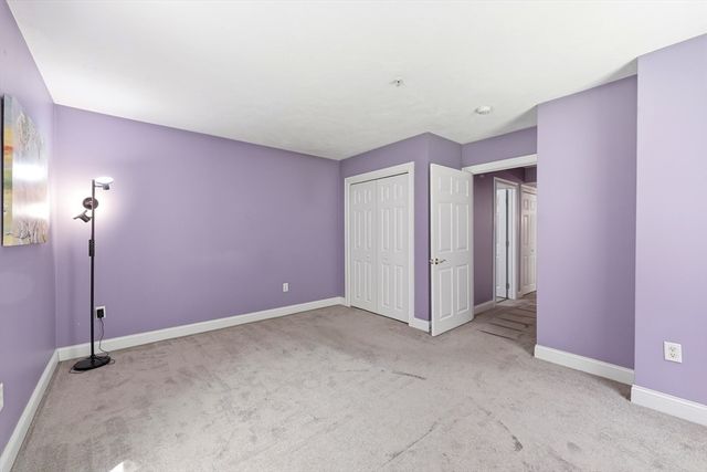 24 Greenleaves Drive 413, Amherst, MA 01002