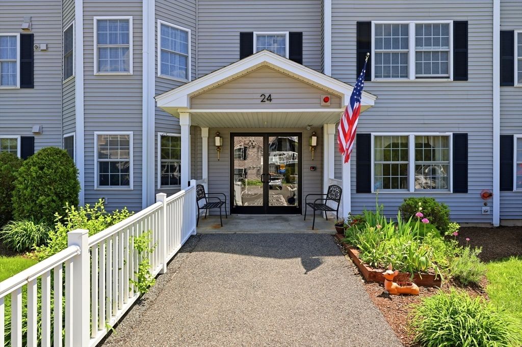 24 Greenleaves Drive 413, Amherst, MA 01002