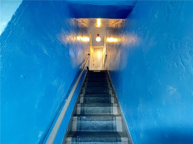 1337 Lowrie St, Troy Hill, PA 15212