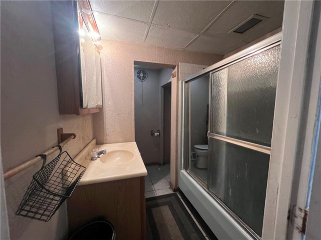 1337 Lowrie St, Troy Hill, PA 15212