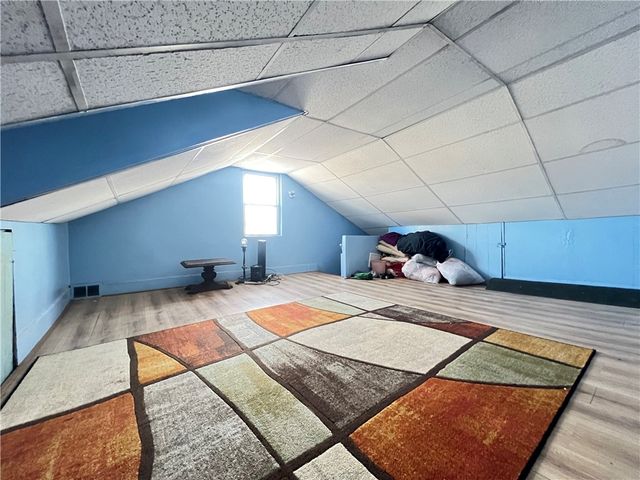 1337 Lowrie St, Troy Hill, PA 15212