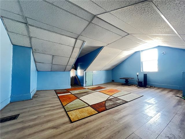 1337 Lowrie St, Troy Hill, PA 15212