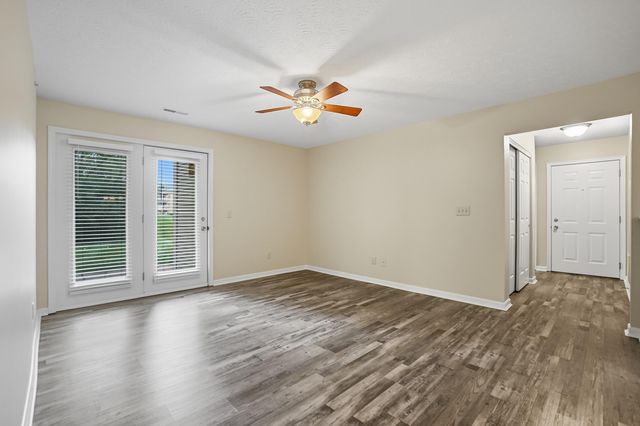 701 Napa Valley Lane, 3, Crestview Hills, KY 41017