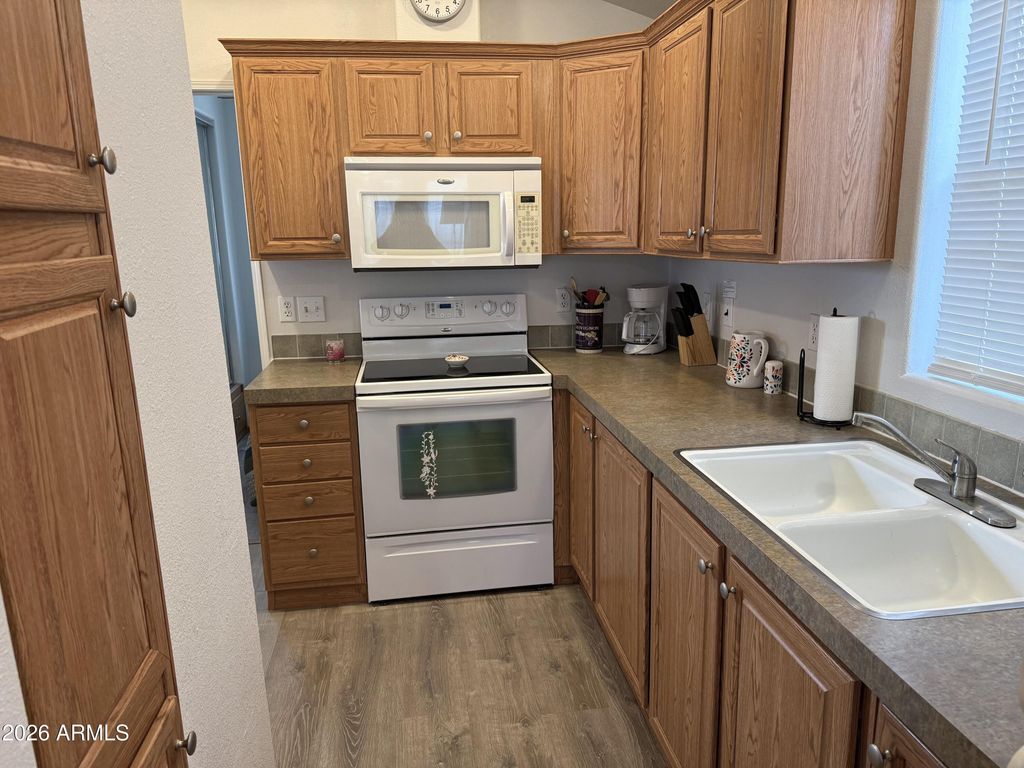 511 E PUEBLO DEL SOL --, Florence, AZ 85132 — photo 2