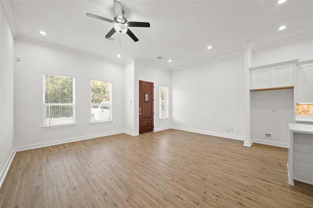 8447 Jutland Road, Houston, TX 77033