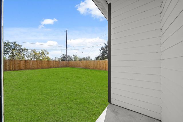 8447 Jutland Road, Houston, TX 77033