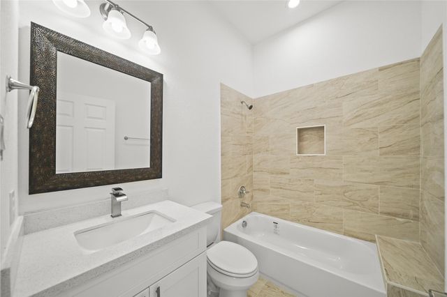 8447 Jutland Road, Houston, TX 77033