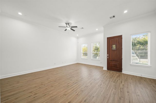 8447 Jutland Road, Houston, TX 77033