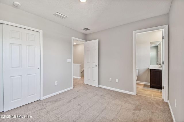 9798 FIDDLEBACK Lane, Jacksonville, FL 32222
