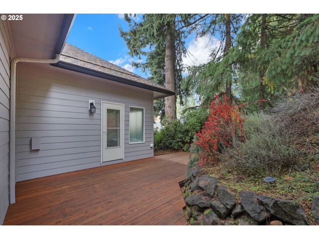 3085 SUMMIT SKY Blvd, Eugene, OR 97405