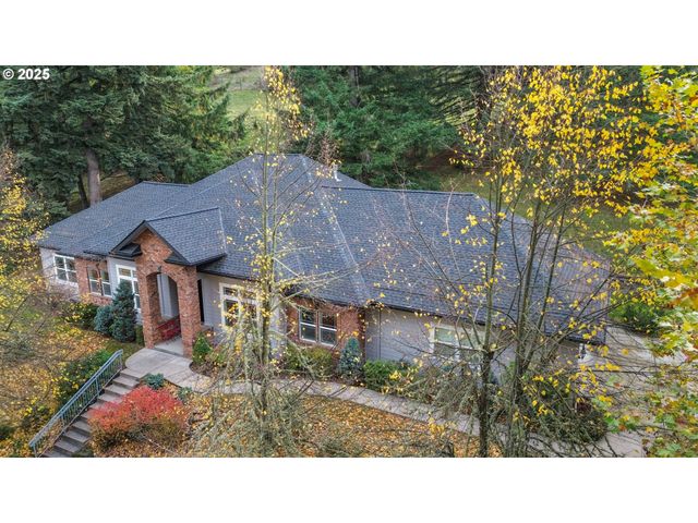 3085 SUMMIT SKY Blvd, Eugene, OR 97405