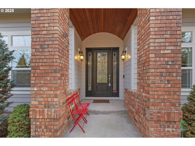 3085 SUMMIT SKY Blvd, Eugene, OR 97405