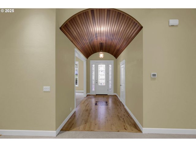 3085 SUMMIT SKY Blvd, Eugene, OR 97405