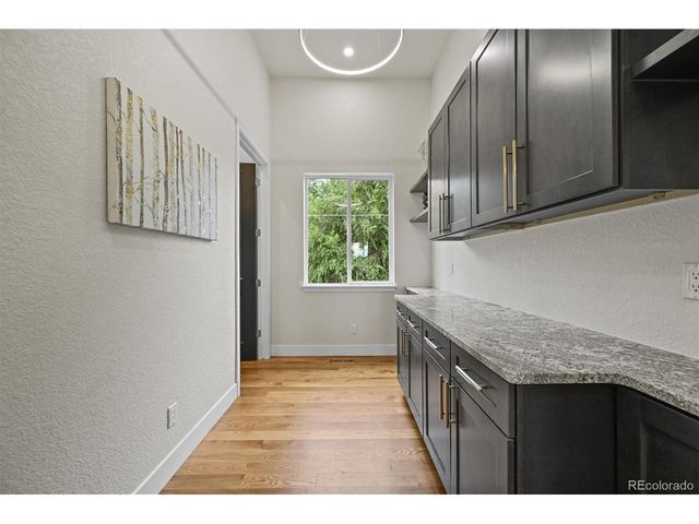 14950 W 32nd Ave, Golden, CO 80401