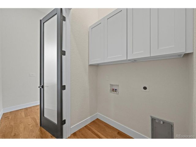 14950 W 32nd Ave, Golden, CO 80401