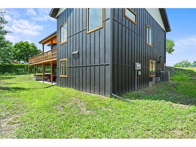 14950 W 32nd Ave, Golden, CO 80401