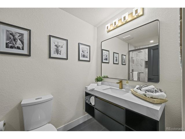 14950 W 32nd Ave, Golden, CO 80401