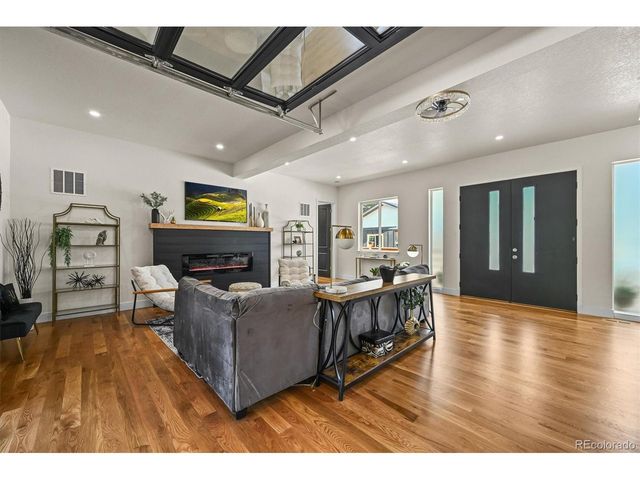 14950 W 32nd Ave, Golden, CO 80401