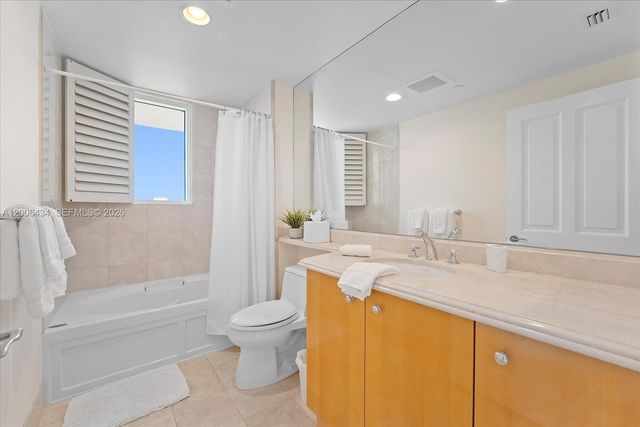 17875 Collins Avenue 2702, Sunny Isles Beach, FL 33160