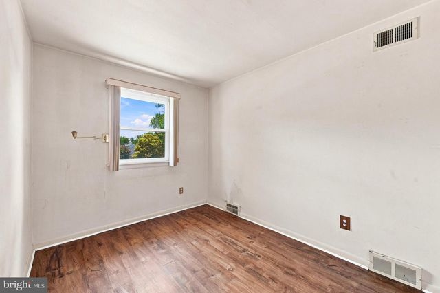 306 N CENTRAL AVE, Broomall, PA 19008