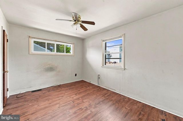 306 N CENTRAL AVE, Broomall, PA 19008