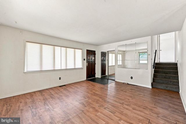 306 N CENTRAL AVE, Broomall, PA 19008