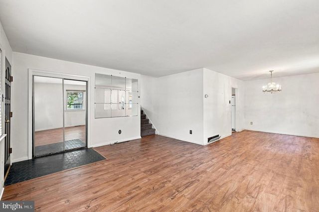 306 N CENTRAL AVE, Broomall, PA 19008