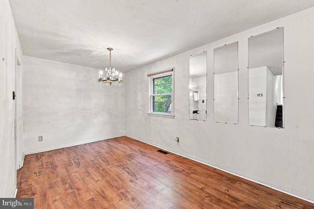 306 N CENTRAL AVE, Broomall, PA 19008