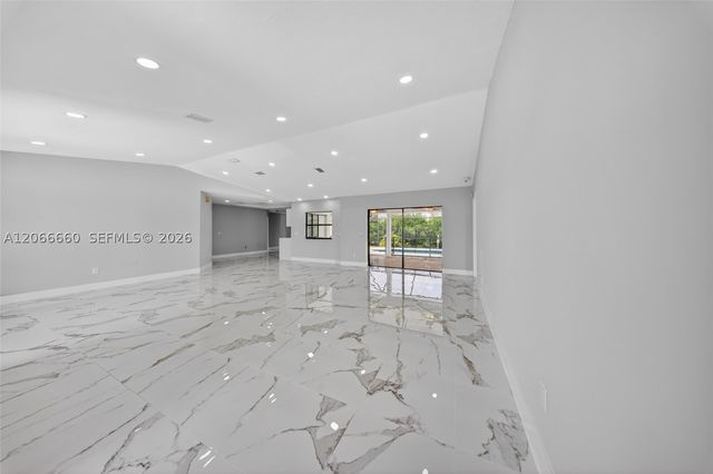 1417 Everest PKWY, Cape Coral, FL 33904