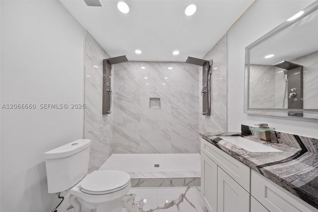 1417 Everest PKWY, Cape Coral, FL 33904