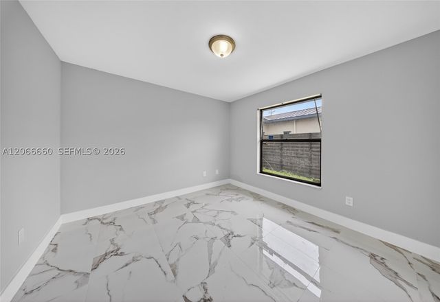 1417 Everest PKWY, Cape Coral, FL 33904