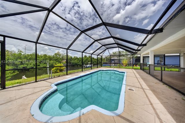 1417 Everest PKWY, Cape Coral, FL 33904