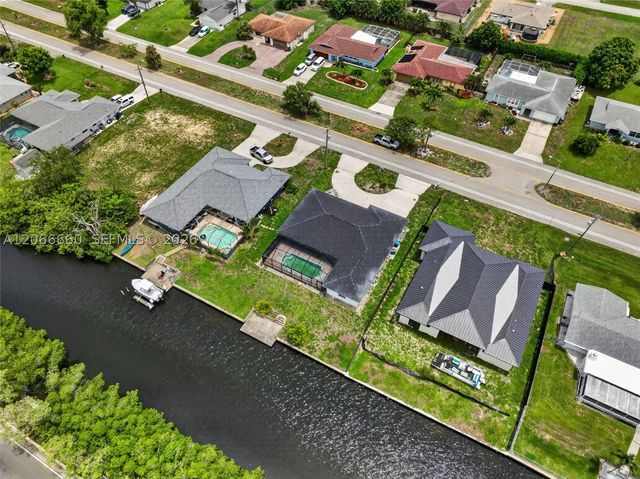 1417 Everest PKWY, Cape Coral, FL 33904