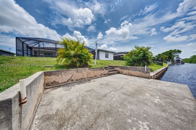 1417 Everest PKWY, Cape Coral, FL 33904