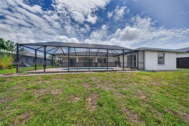 1417 Everest PKWY, Cape Coral, FL 33904