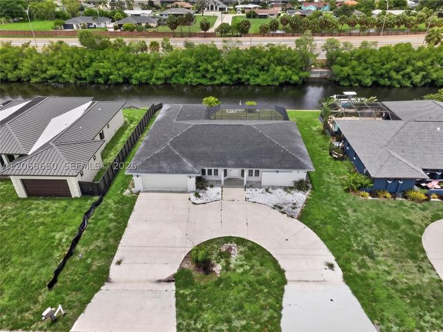 1417 Everest PKWY, Cape Coral, FL 33904