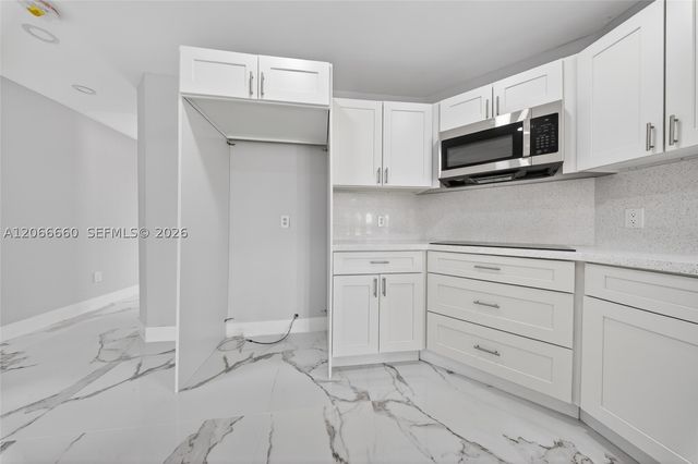 1417 Everest PKWY, Cape Coral, FL 33904