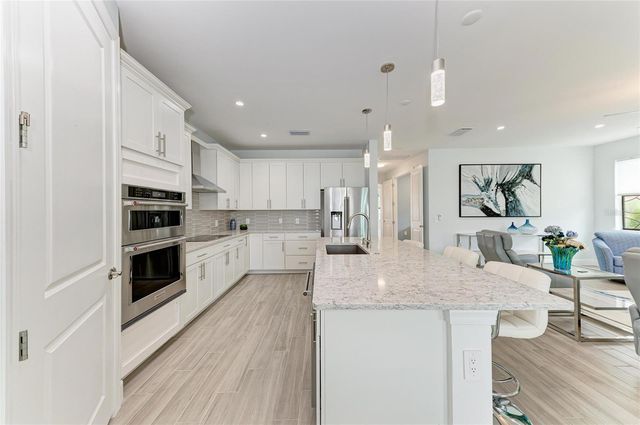 7412 SUMMERLAND COVE, Lakewood Ranch, FL 34202