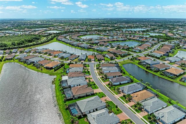 7412 SUMMERLAND COVE, Lakewood Ranch, FL 34202