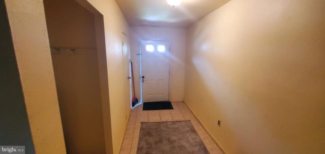 839 RABBIT LN, Reading, PA 19606