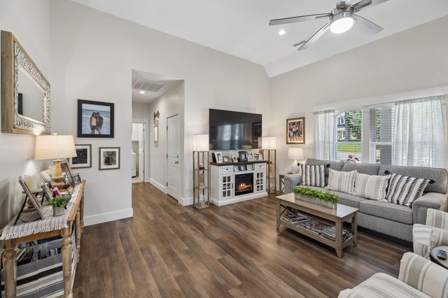 904 Wesley Drive, Hixson, TN 37343