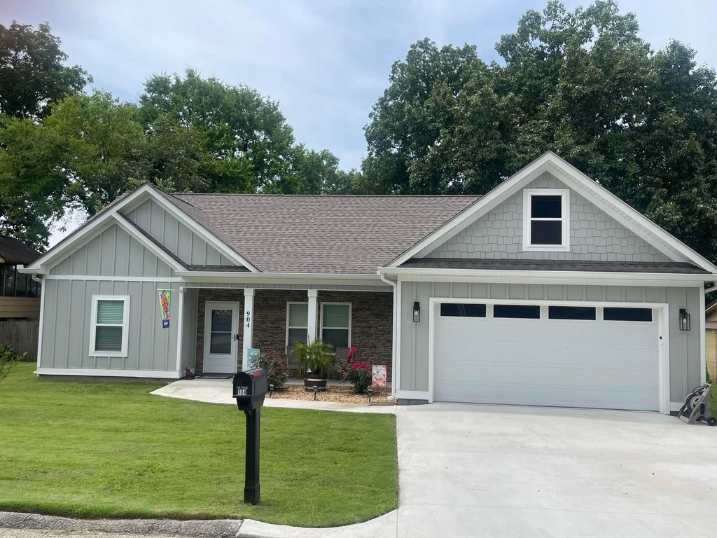 904 Wesley Drive, Hixson, TN 37343