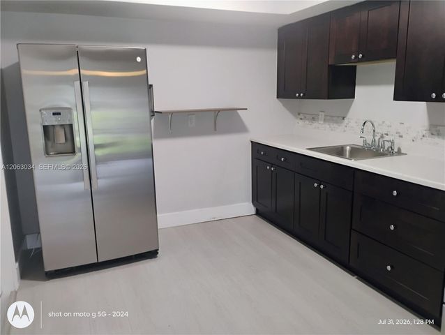 26 SW 6th Ave 1-2, Dania Beach, FL 33004