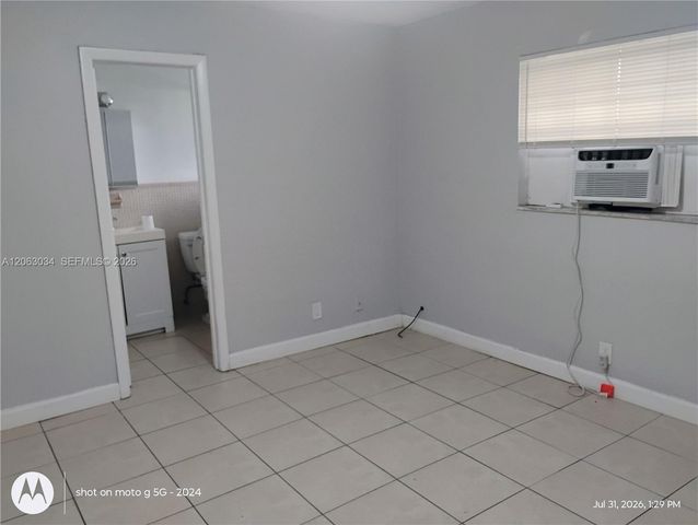 26 SW 6th Ave 1-2, Dania Beach, FL 33004