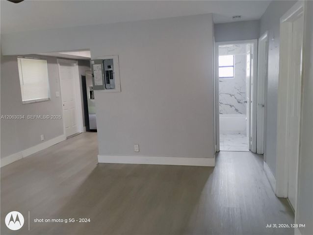 26 SW 6th Ave 1-2, Dania Beach, FL 33004