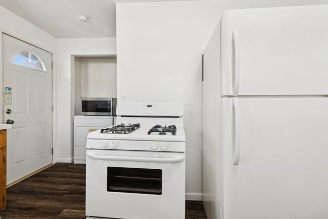 2420 Pecan Street, Joliet, IL 60435