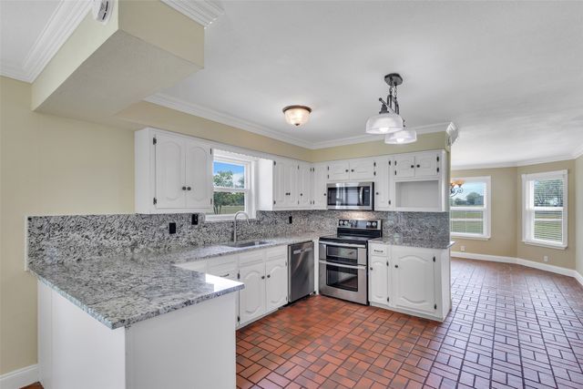 11054 County Road 2464, Poetry, TX 75160