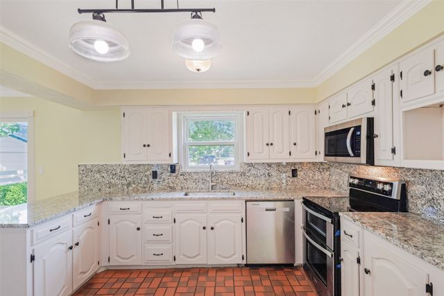 11054 County Road 2464, Poetry, TX 75160