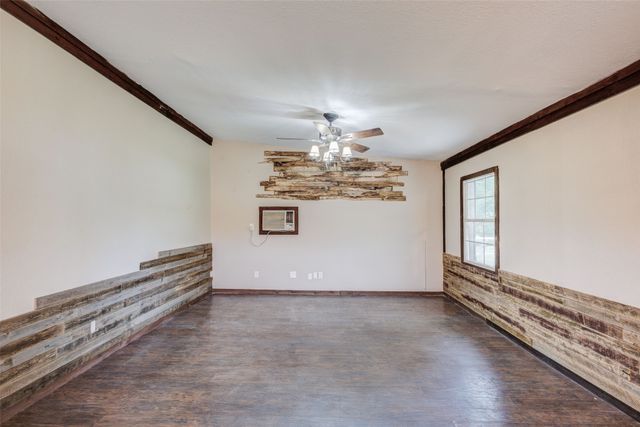 11054 County Road 2464, Poetry, TX 75160
